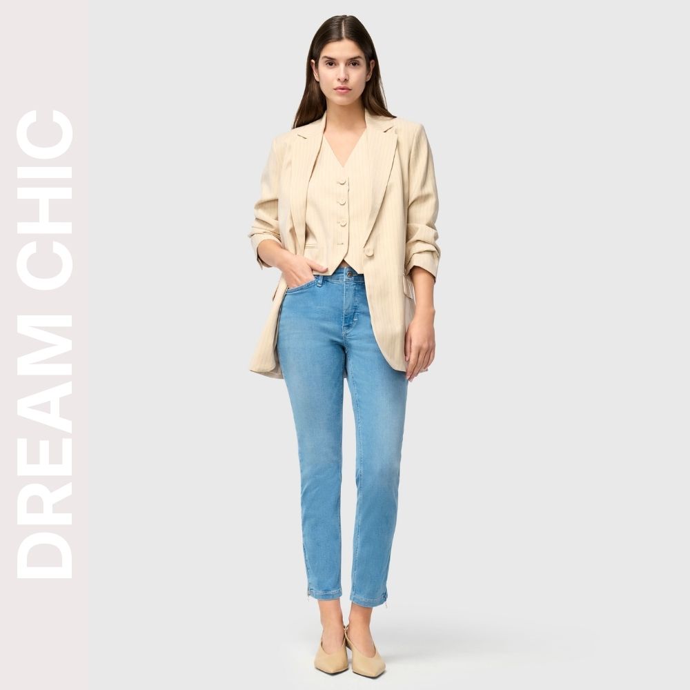 DREAM CHIC