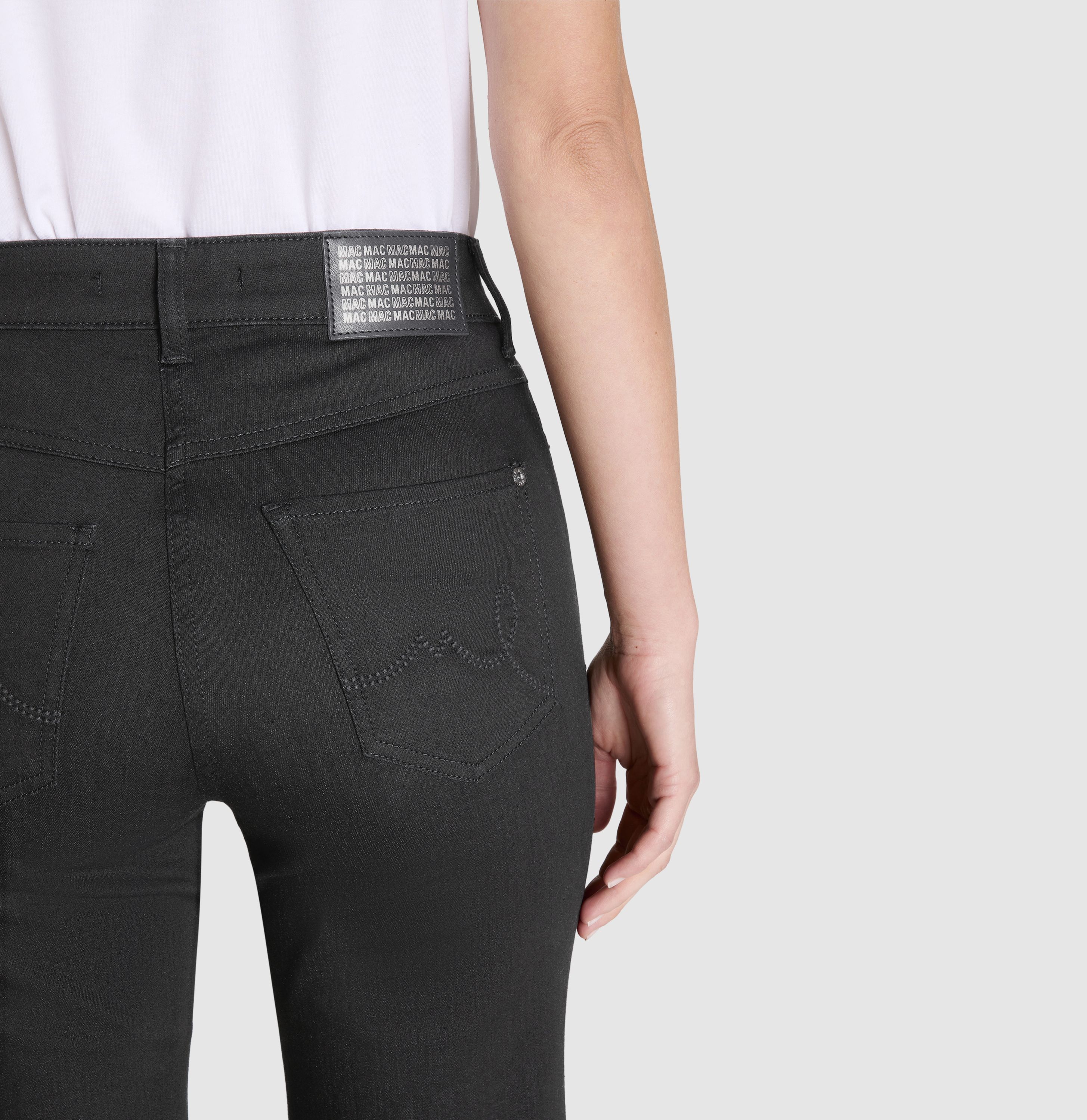 MAC JEANS - LAURA, Authentic Stretch Denim - Flared Fit - 5225-90-0387L-D999 - schwarz