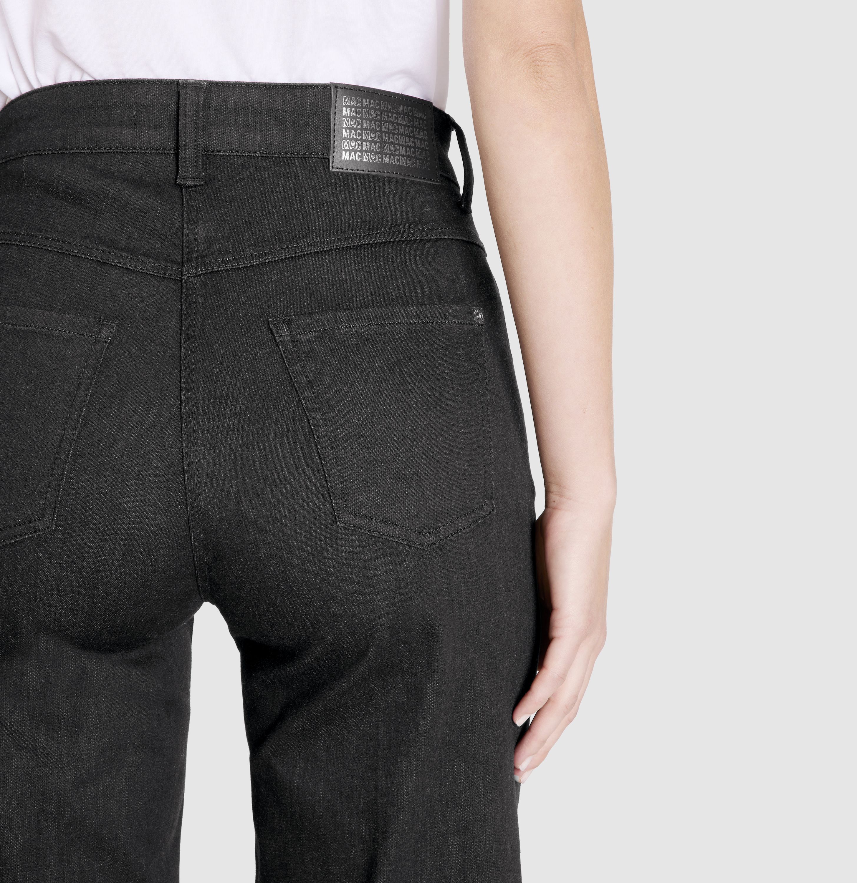 MAC JEANS - WIDE, Authentic Stretch Denim - Wide Fit - 5228-90-0387L-D999 - schwarz
