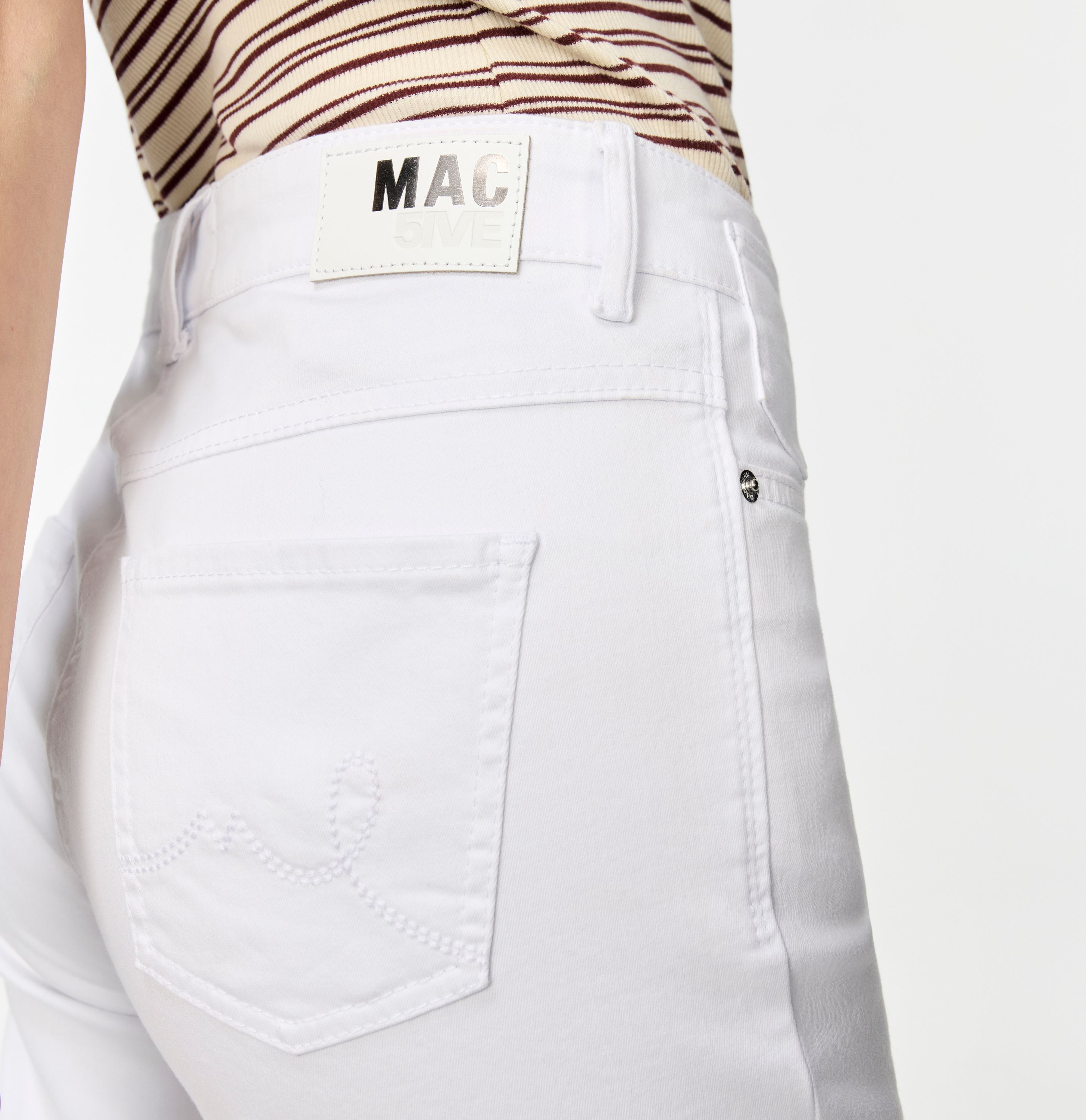 MAC JEANS - LAURA, Authentic High Stretch Gabardine - Flared Fit - 5225-00-0423L-010 - weiß