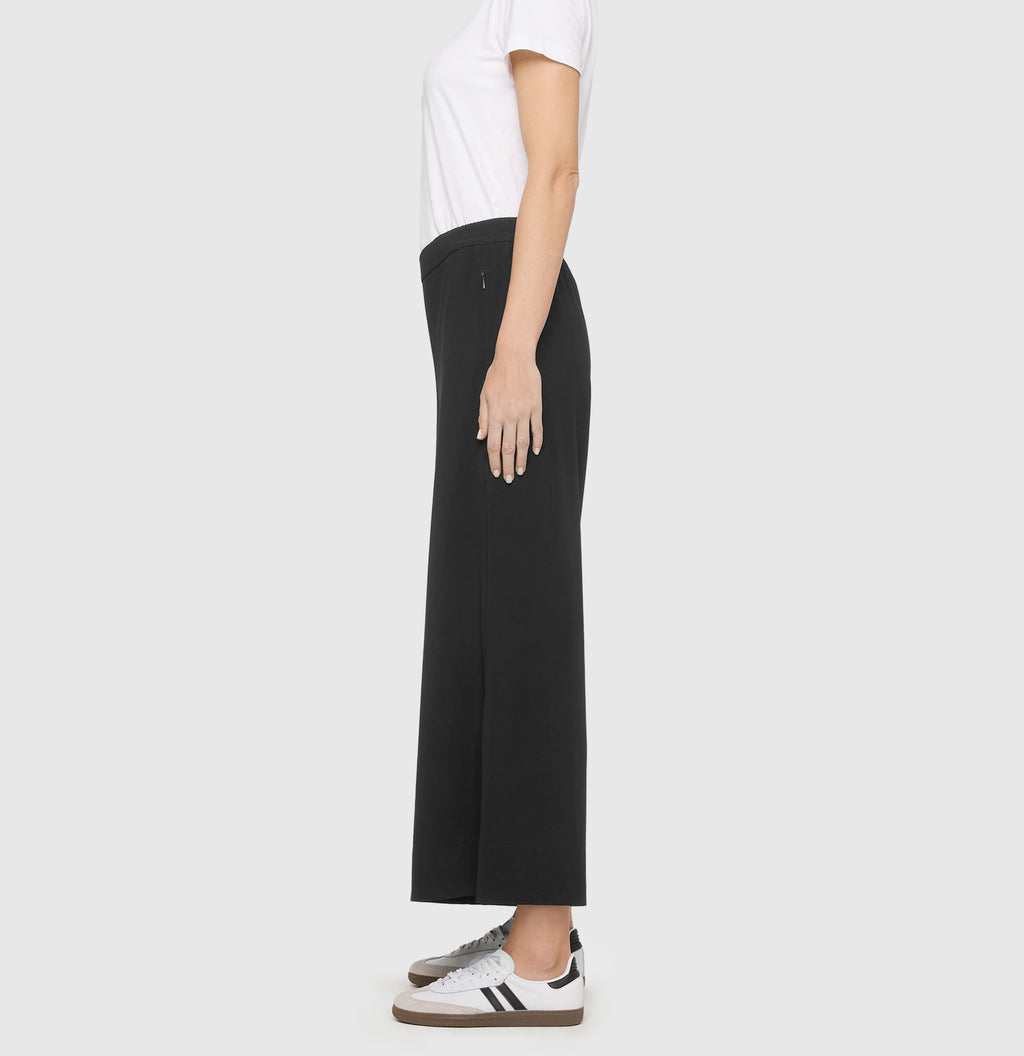 MAC JEANS - CORALIE, Floating crepe - Wide Fit - 3493-00-0231L-090 - schwarz