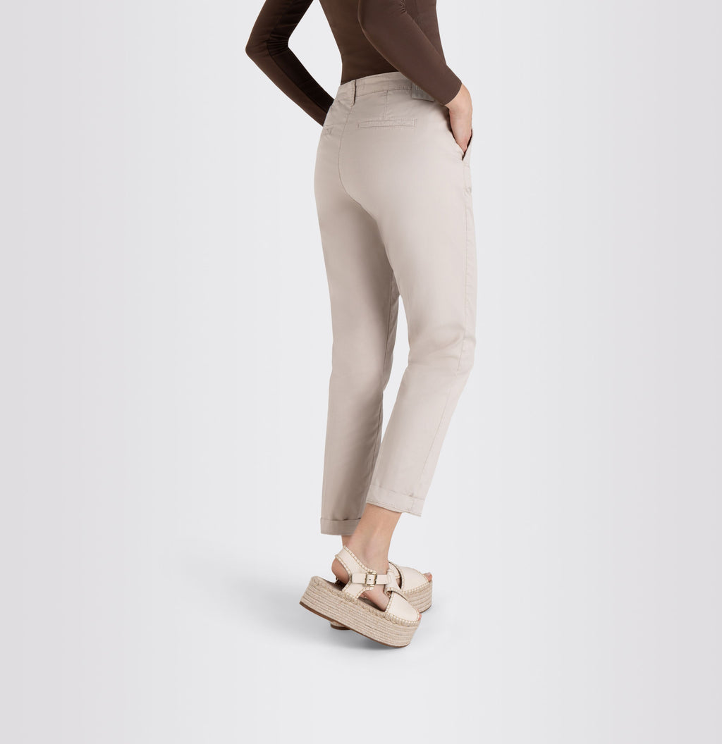 MAC JEANS - CHINO, Authentic stretch gabardine - Slim Fit - 3075-00-0434L-208R - beige