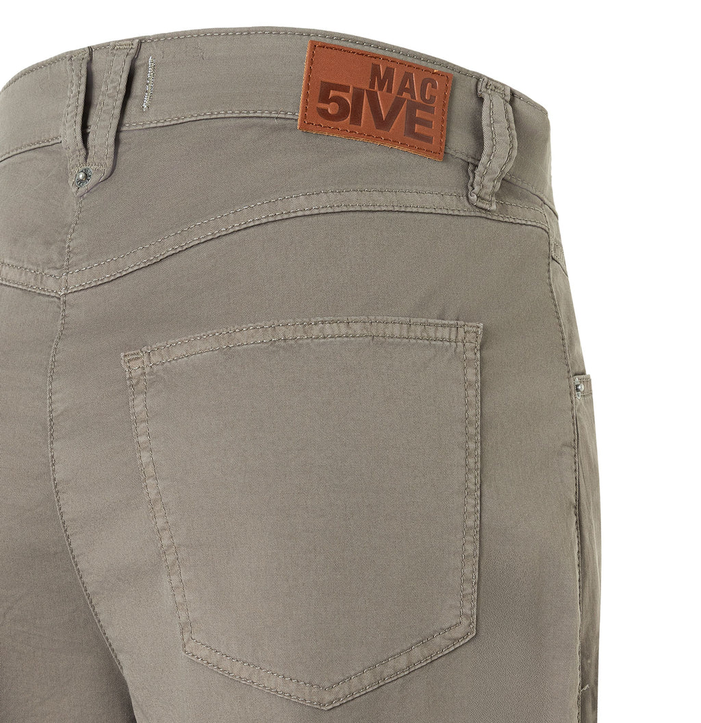 MAC JEANS - BORA, Authentic stretch gabardine - Relaxed Fit - 3141-00-0434L-662A - grün