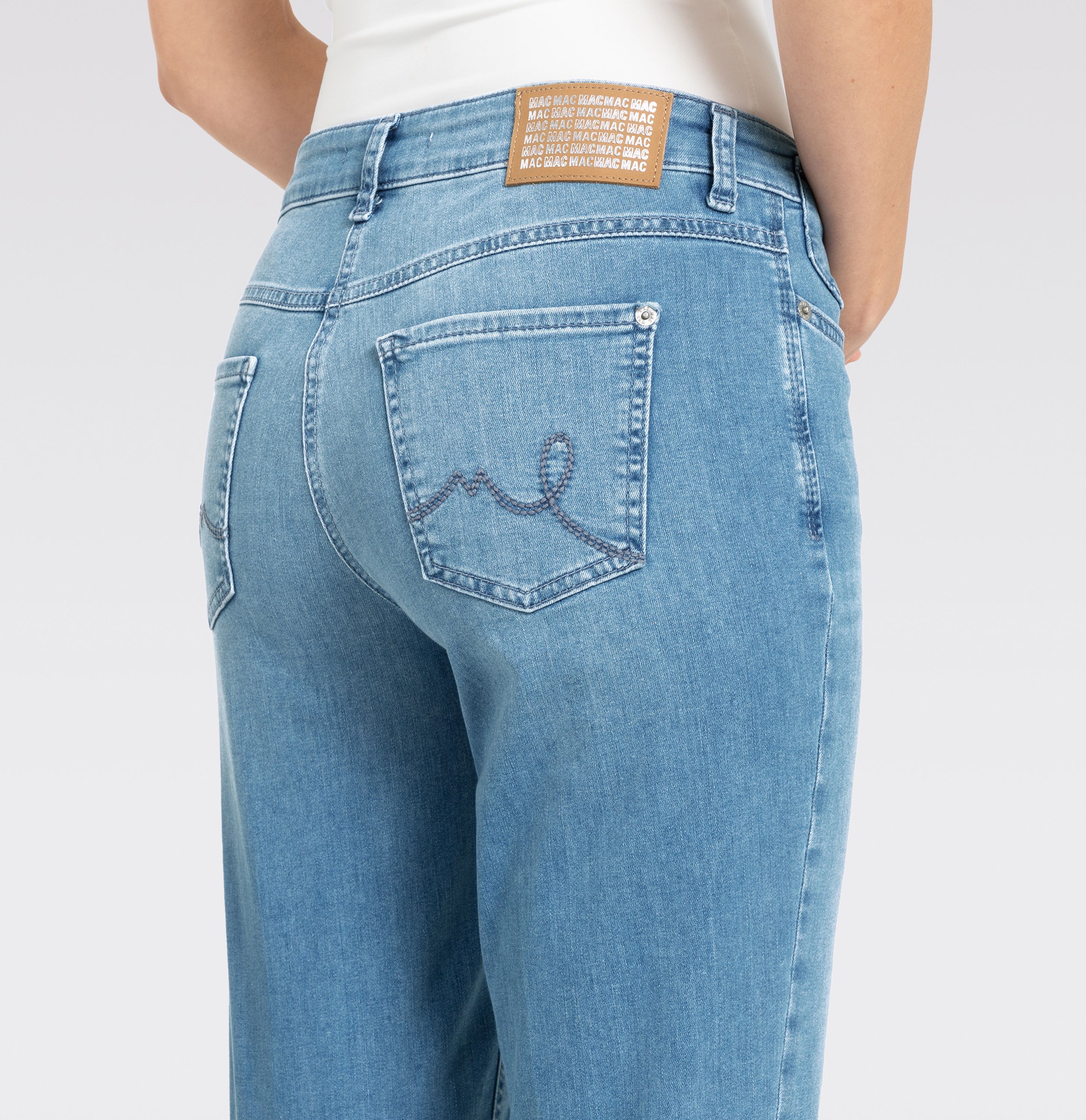 MAC JEANS - LAURA, Authentic Stretch Denim - Flared Fit - 5225-90-0387L-D429 - blau