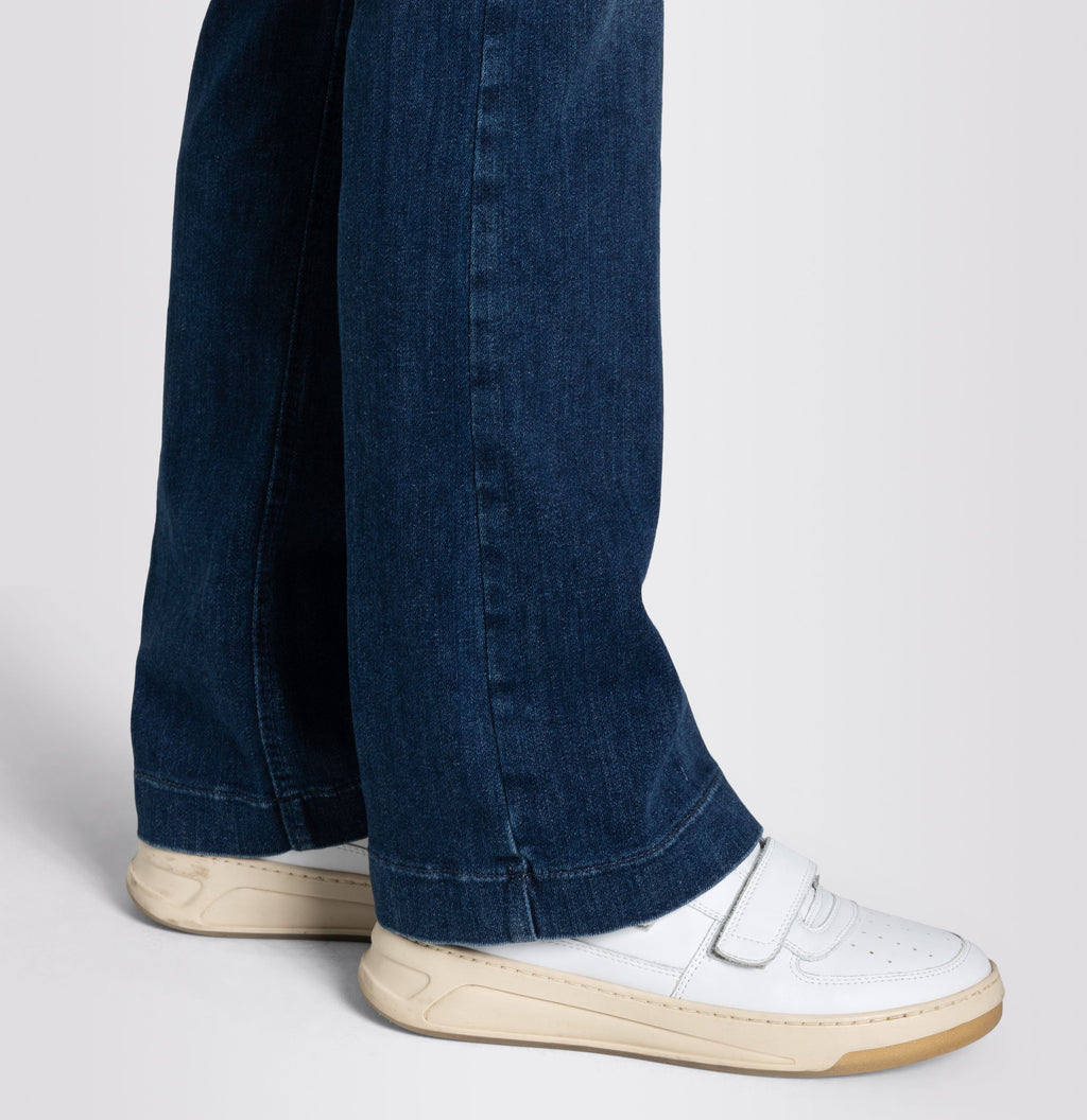 MAC JEANS - DREAM BOOT, Authentic mega flex - Flared Fit - 5429-90-0358L-D574 - blau