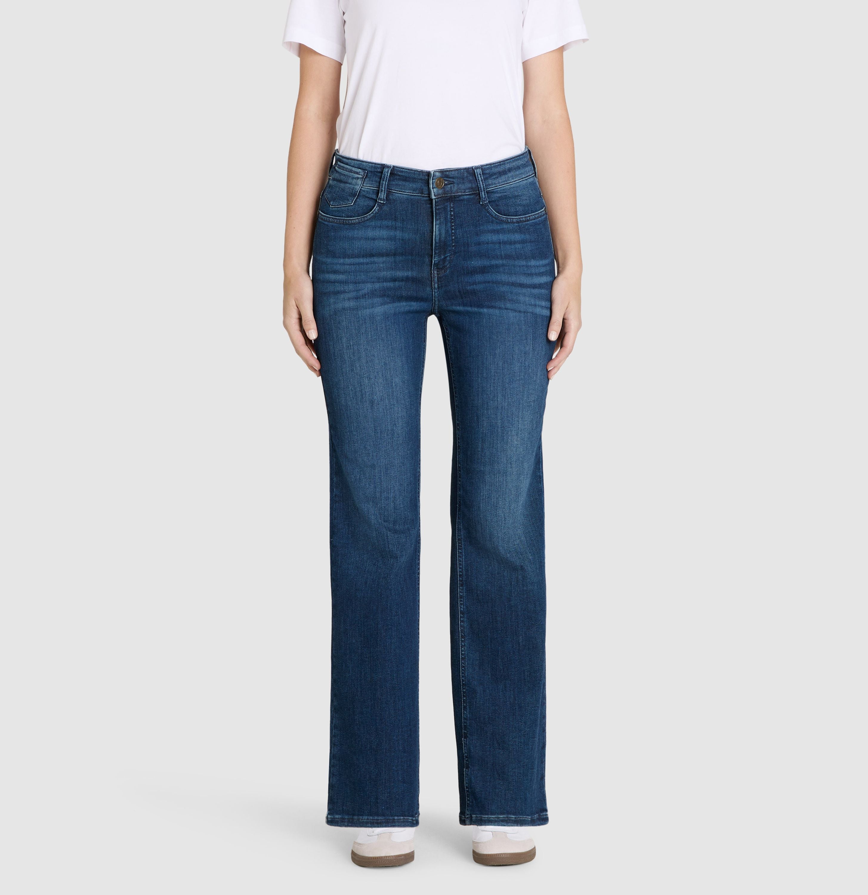 MAC JEANS - LAURA, Authentic Stretch Denim - Flared Fit - 5225-90-0387L-D638 - blau