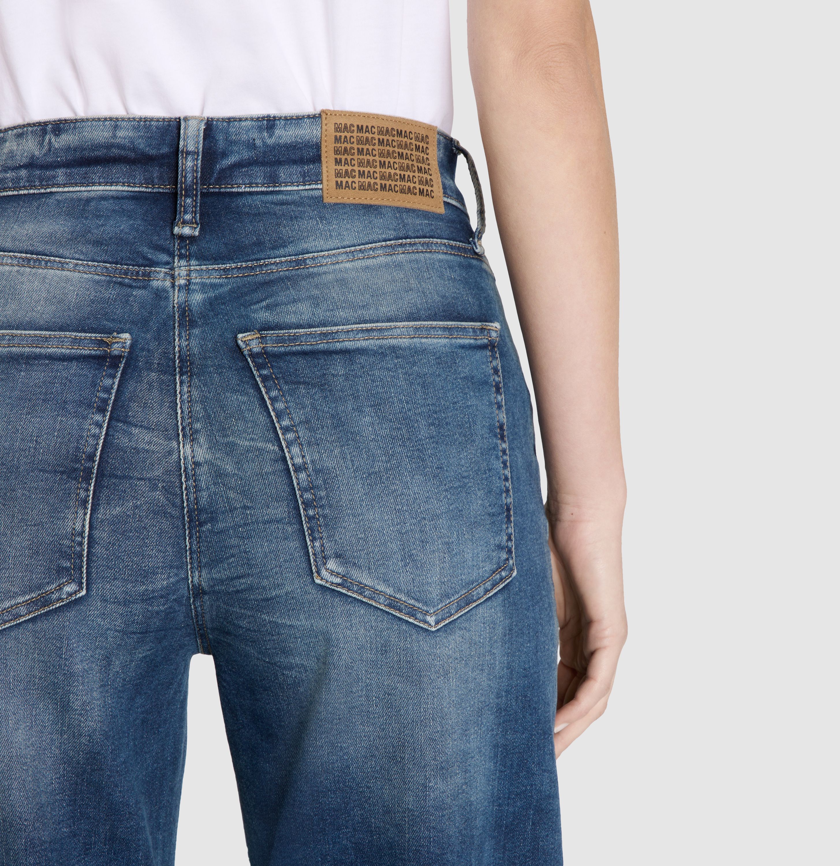MAC JEANS - DANNI, Light authentic denim - Barrel Fit - 3110-90-0389L-D681 - blau